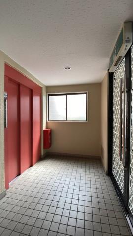 エントランス　エントランス