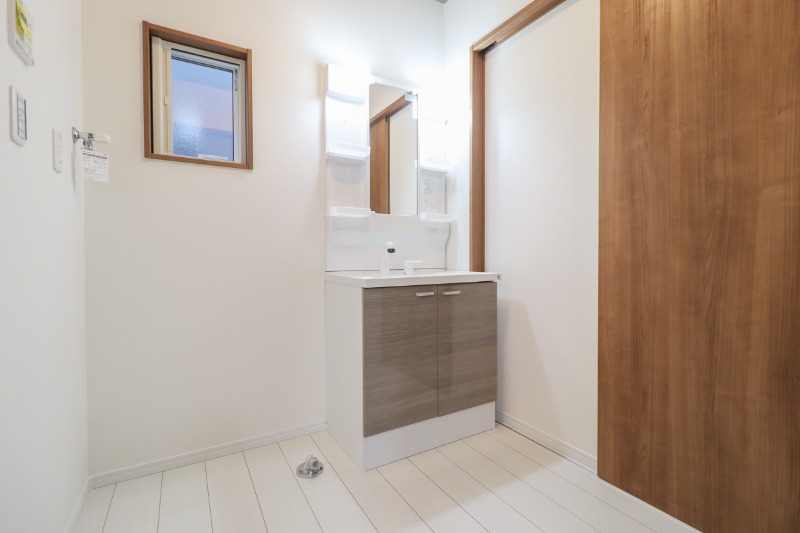 洗面設備　図面と現状に相違がある場合には現状を優先