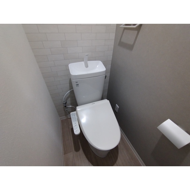 トイレ　トイレもきれいです