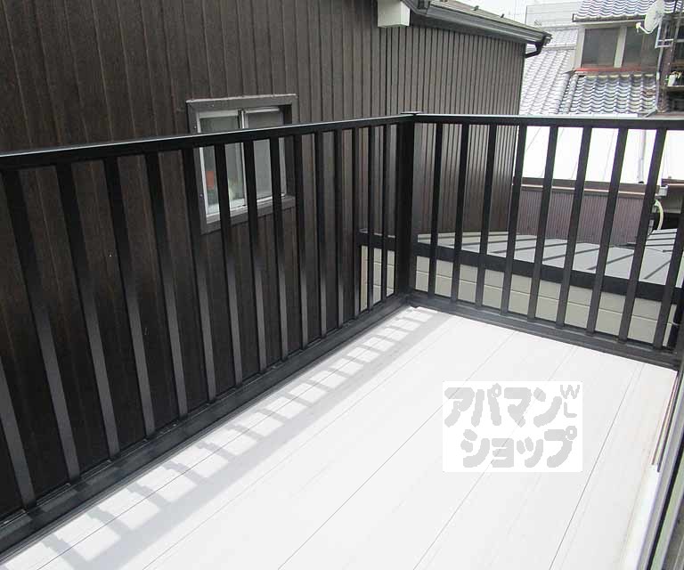 バルコニー　室内の写真です。