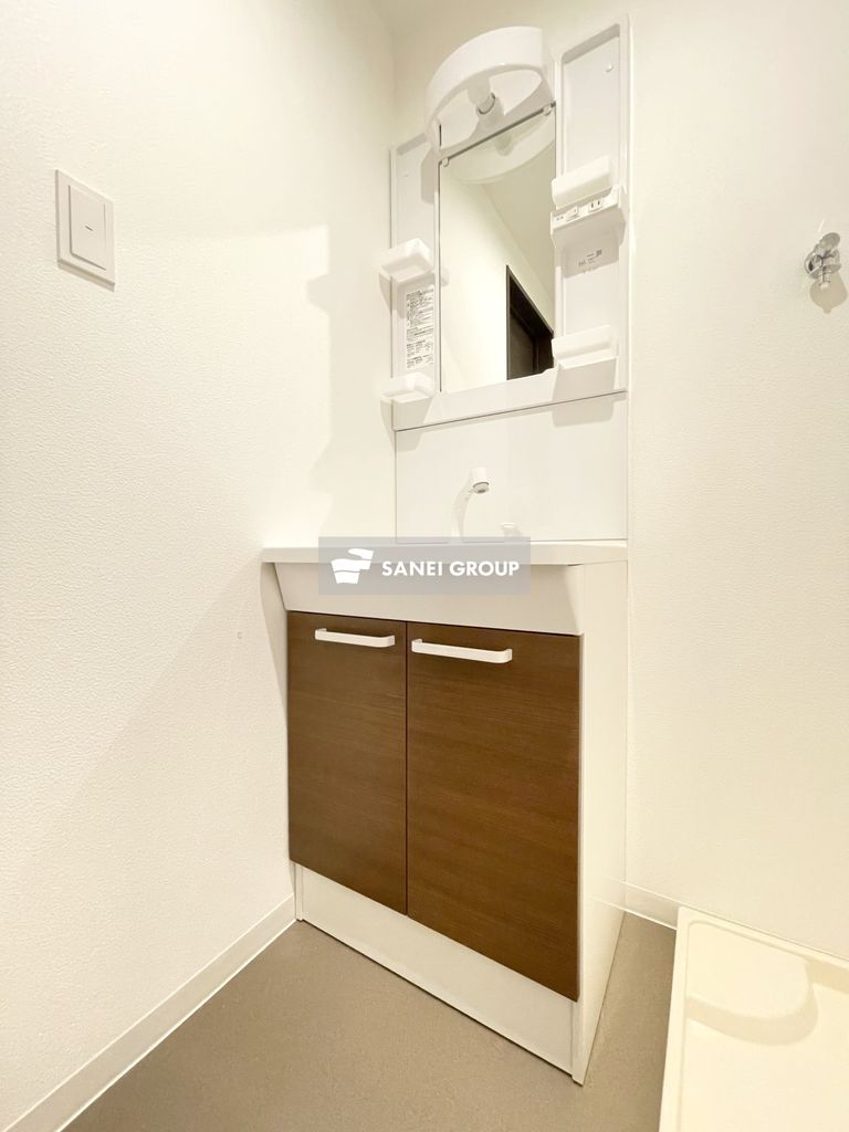 洗面設備　同仕様