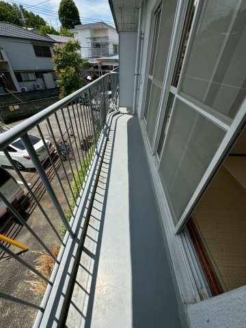 バルコニー　外からの目が気にならないバルコニーで洗濯物が干せます