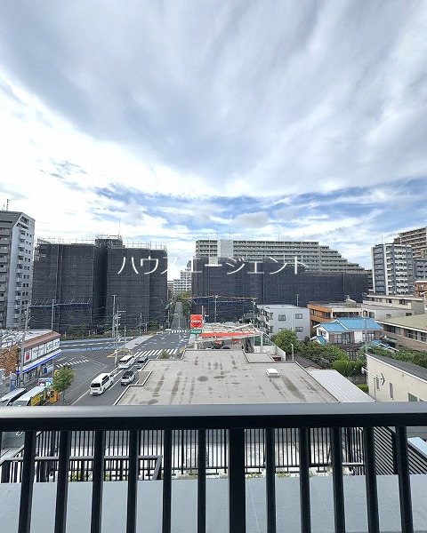 眺望　バルコニーからの眺望です。※参考画像
