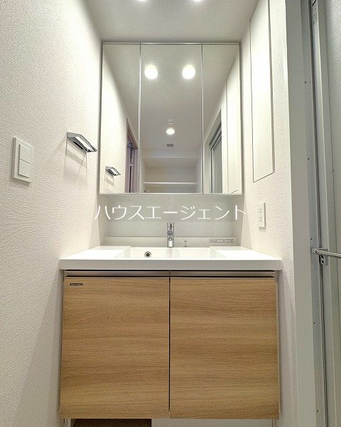 洗面設備　独立洗面台完備※参考画像