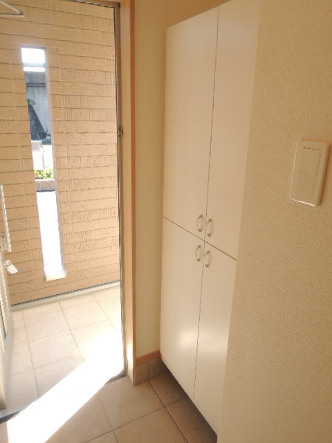 収納　シューズボックスです