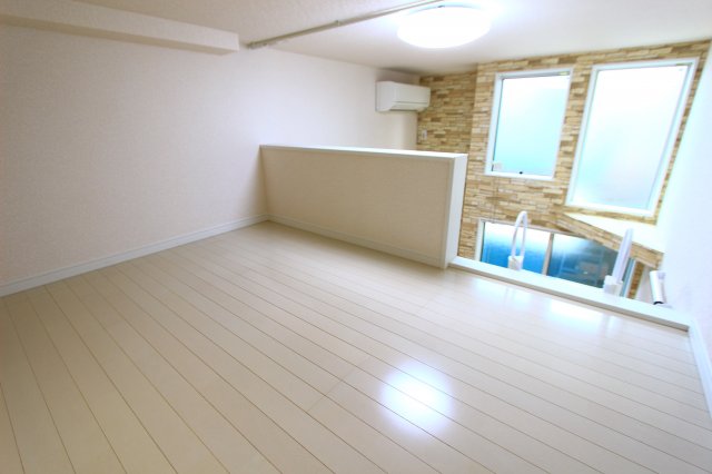 その他　同タイプ参考写真です。