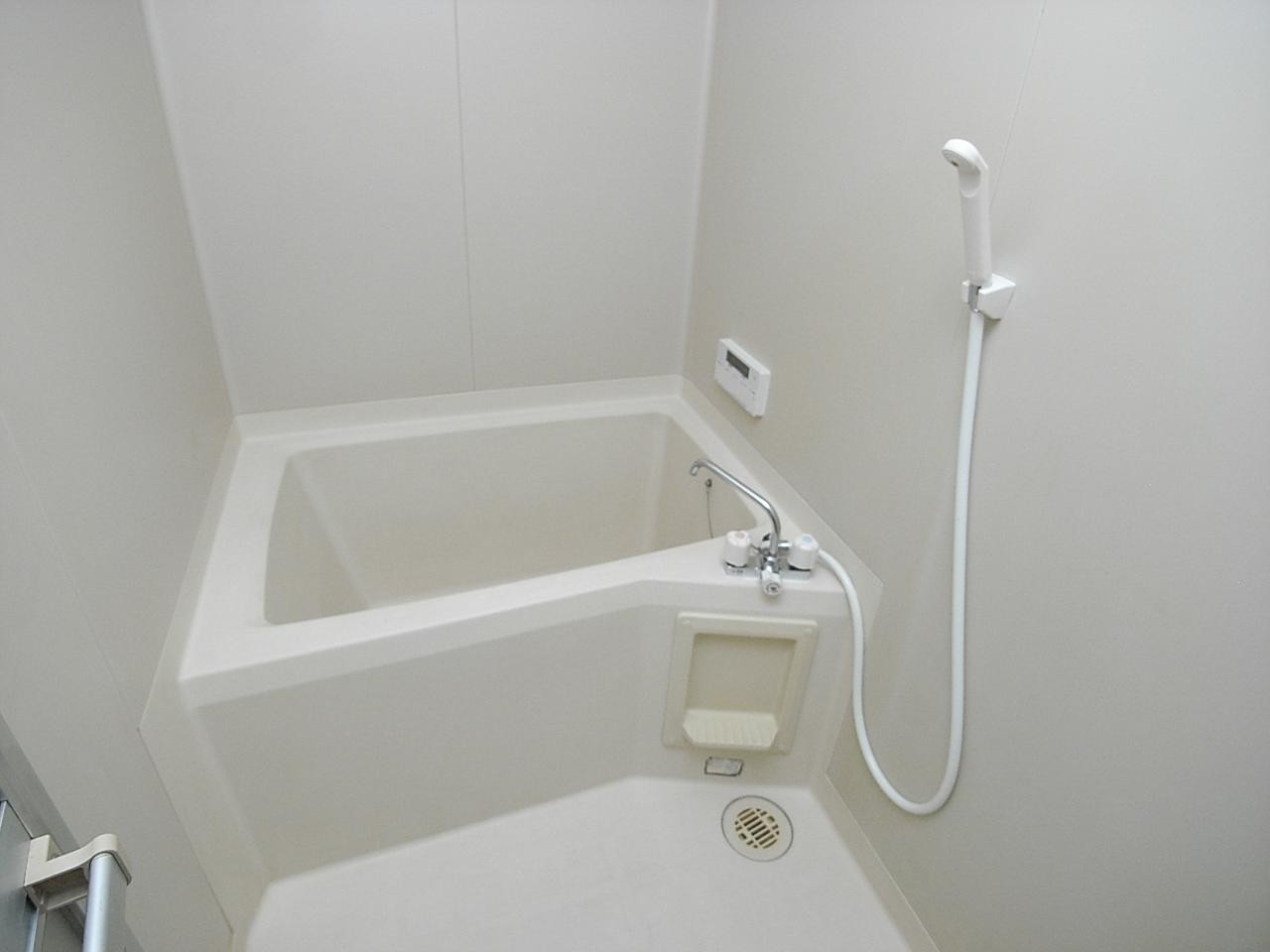 バス・シャワールーム　浴室