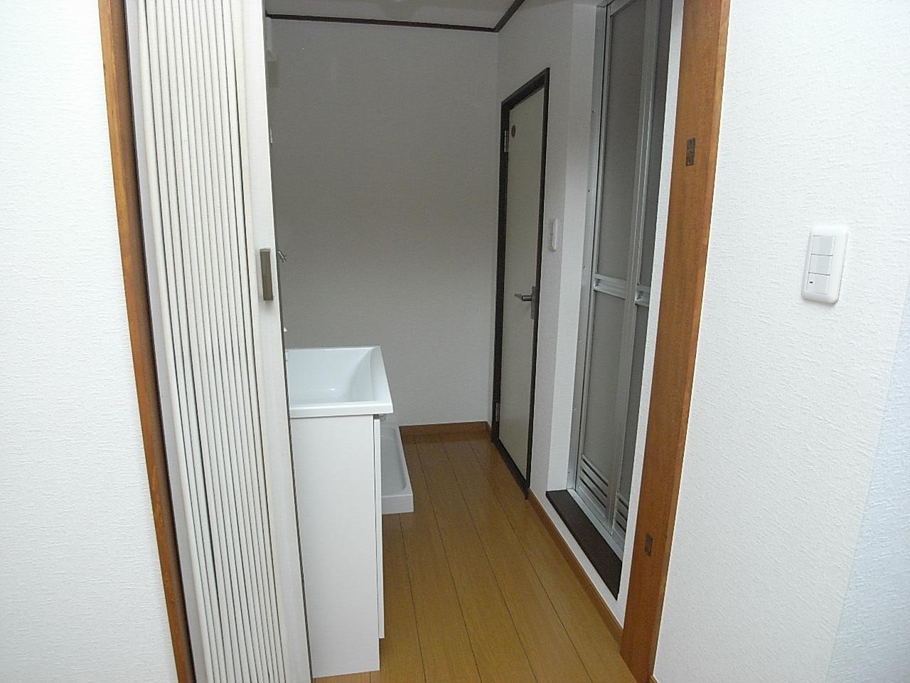 その他設備　脱衣洗面室