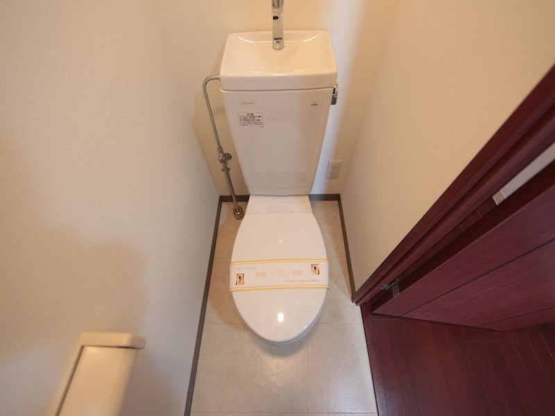 トイレ　洋式トイレ（温水洗浄便座設置可）