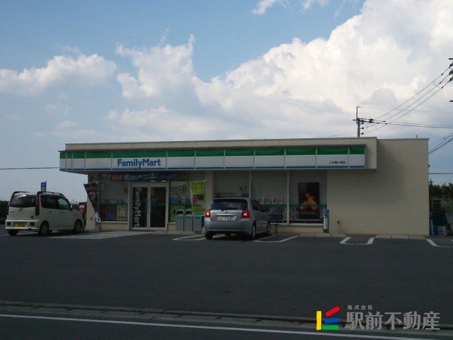 コンビニ　ファミリーマート龍ヶ原店（コンビニ）まで700m