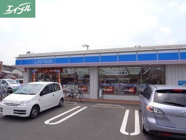 コンビニ　ローソン岡山西崎1丁目店（コンビニ）まで158m