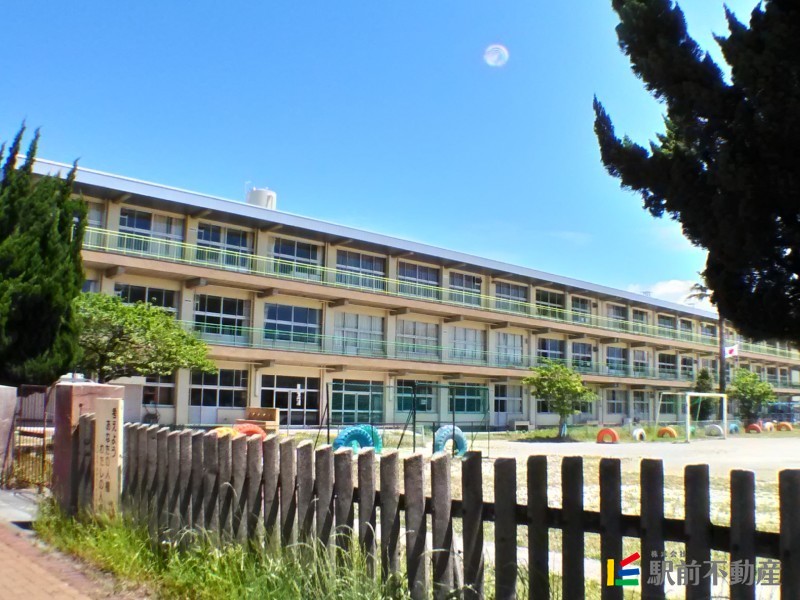 小学校　中友小学校（小学校）まで200m