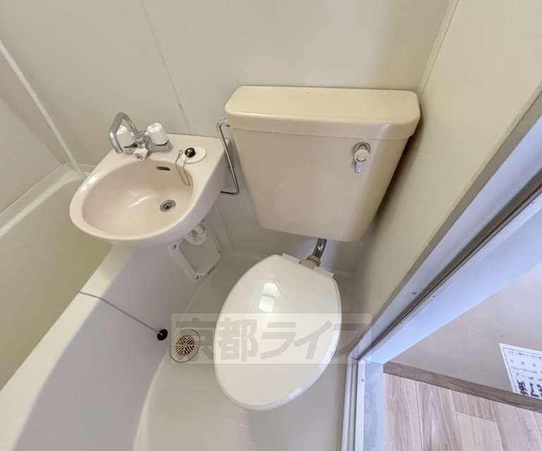 マンションV3のトイレ写真