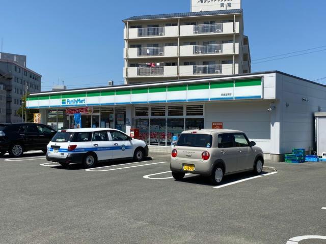 コンビニ　ファミリーマート阿南富岡店（コンビニ）まで579m
