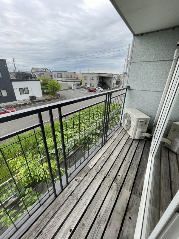 バルコニー　バルコニー