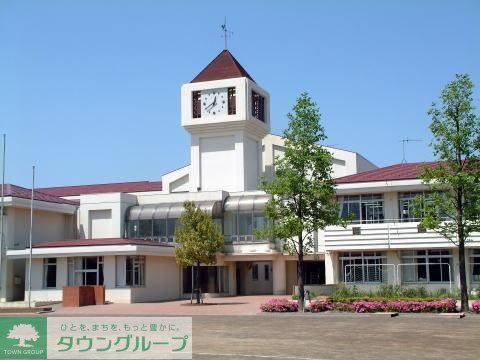 小学校　多摩市立大松台小学校（小学校）まで713m