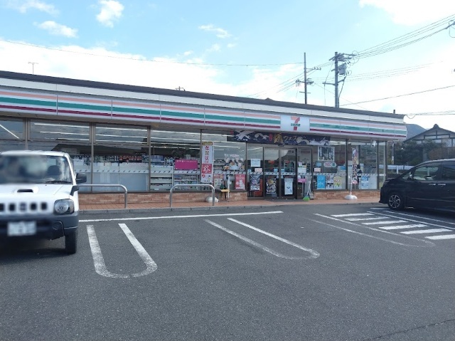 コンビニ　セブンイレブン中津川中村店（コンビニ）まで2560m