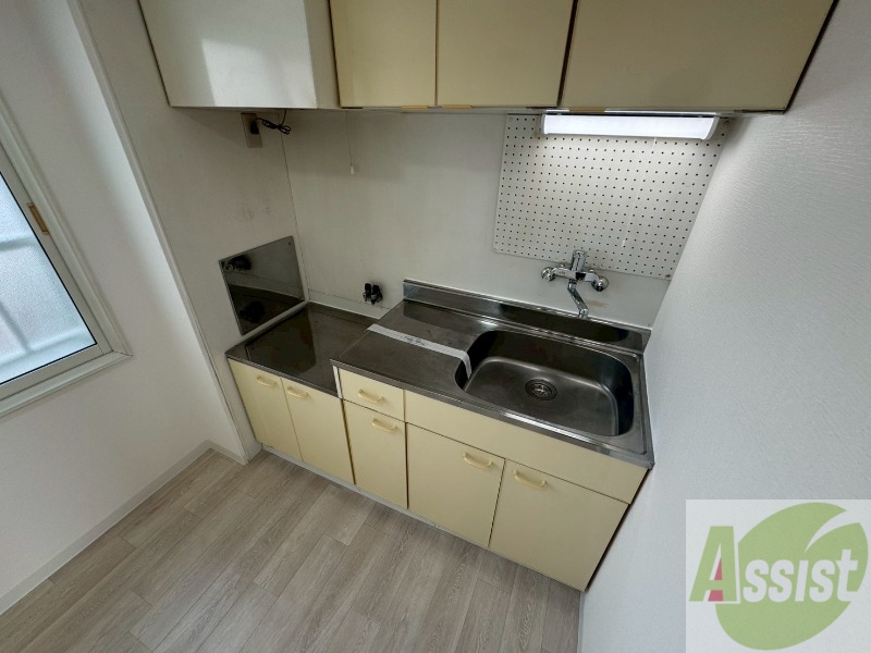 キッチン　キッチンは調理スペースもあり料理がはかどりそうです。