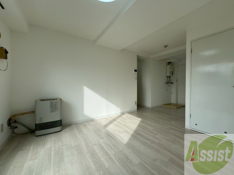 居室・リビング　広くてキレイなお部屋が広がっていて、充実した生活が送れそう