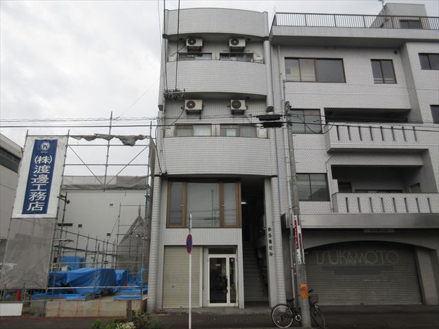 建物外観　ゆうきビル