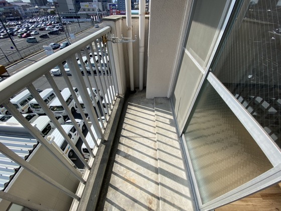 バルコニー　※別号室の写真です