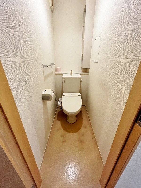 トイレ　★温水洗浄便座トイレ★