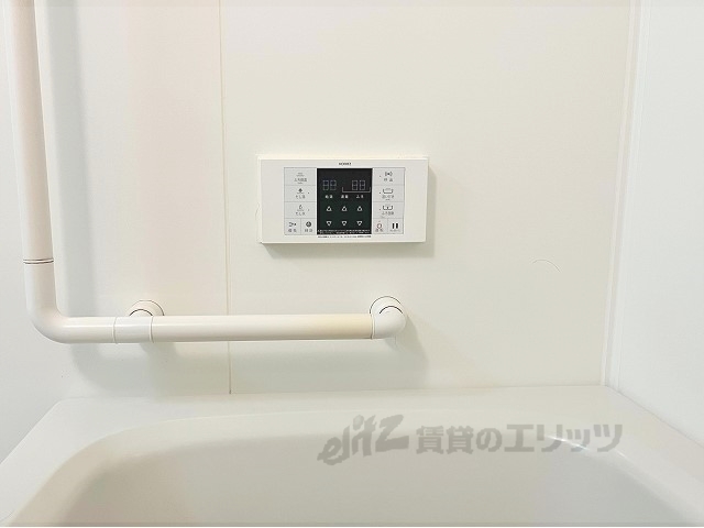 その他設備　給湯器リモコン