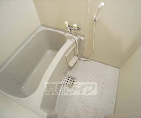 バス・シャワールーム　シンプルなお風呂！