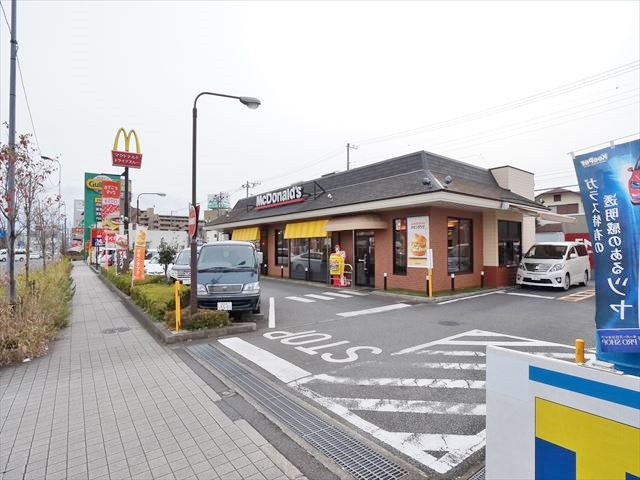 飲食店　マクドナルド16号橋本TS店（飲食店）まで709m