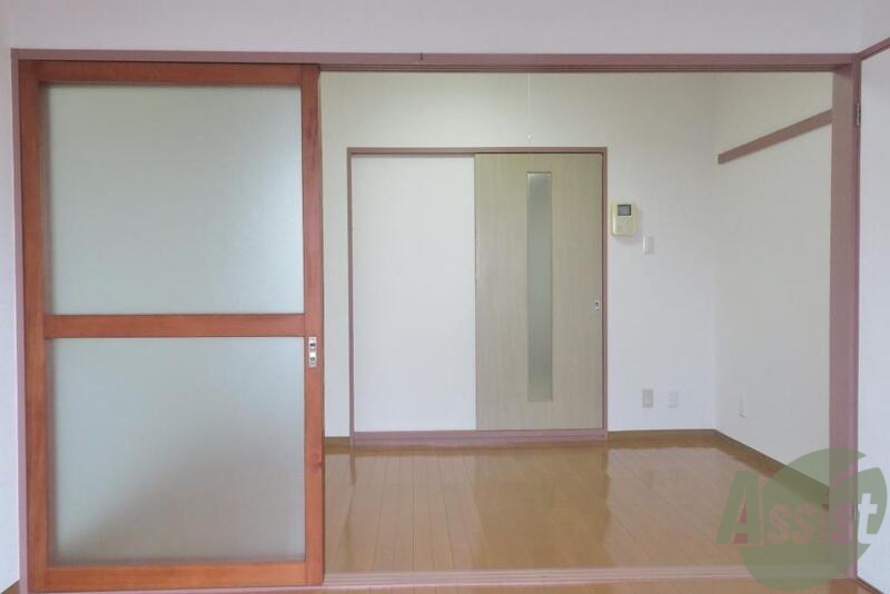 その他部屋・スペース　こちらは寝室になりますー。広々していて寝心地が良さそうですね