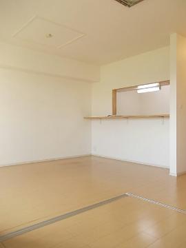 居室・リビング　対面キッチン仕様のLDK