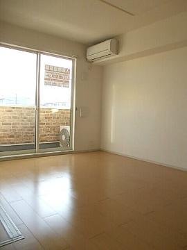 バルコニー　リビングエアコン