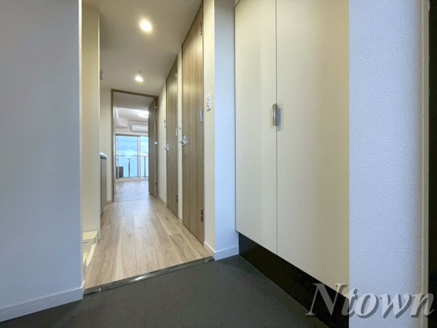 玄関　落ち着いた玄関です