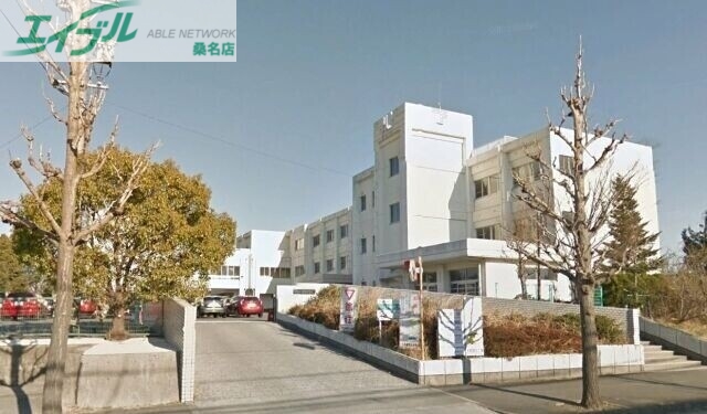 中学校　桑名市立光陵中学校（中学校）まで522m