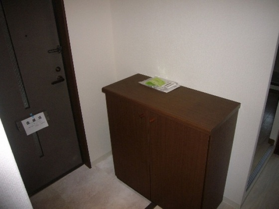 玄関　他号室のお写真です