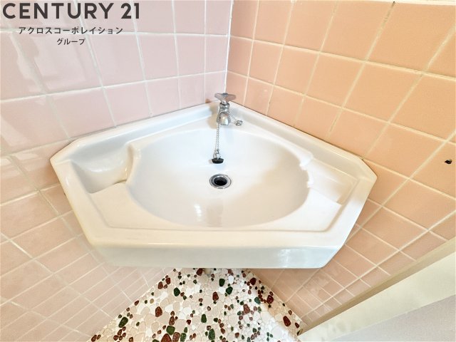 洗面設備　コンパクト洗面台