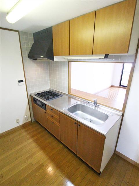 キッチン　松山市持田町　シェーンブルン持田　キッチン