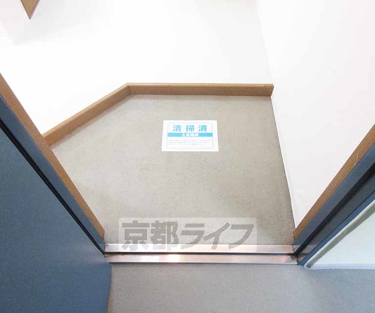 玄関　玄関も広めです。