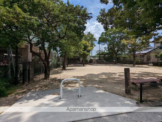 公園　己斐本町公園（公園）まで166m