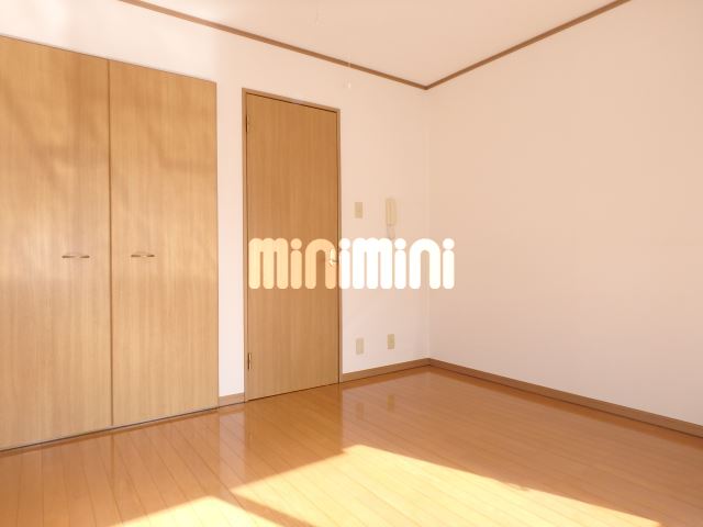 その他部屋・スペース　フローリングの洋室です。