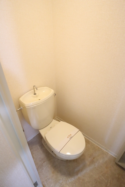 トイレ　※同物件別部屋写真です。現況優先です