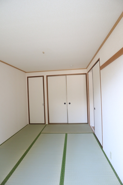 居室・リビング　※同物件別部屋写真です。現況優先です