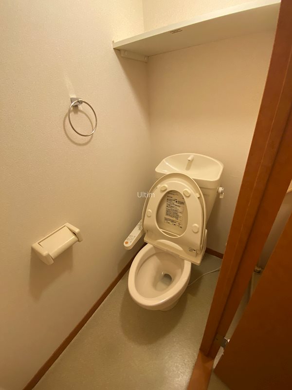 トイレ　※別のお部屋の写真です