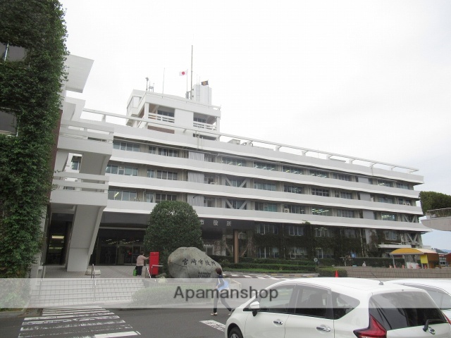 役所　宮崎市役所（役所）まで718m