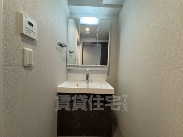 地下鉄御堂筋線 大国町駅 徒歩11分 11階建 築1年の内装写真