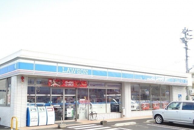 コンビニ　ローソンさん（コンビニ）まで350m