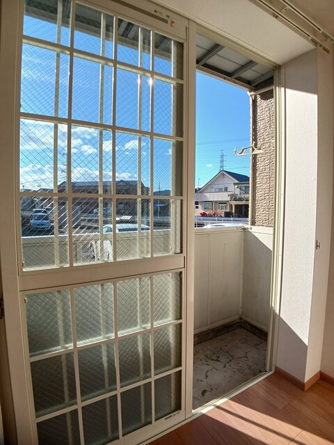 バルコニー　バルコニー