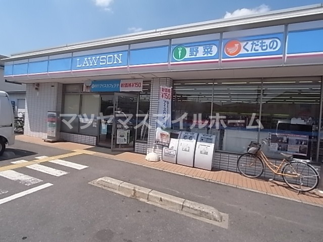 コンビニ　ローソン　大東三箇４丁目店（コンビニ）まで266m