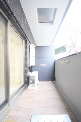 バルコニー　プレサンス福島ミッドエル