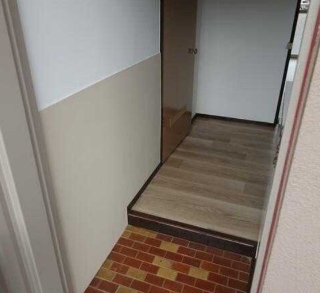 玄関　他部屋参考。
